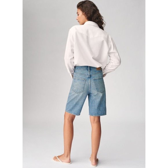 Aritzia DENIM FORUM Joni High Rise 90's Loose Bermuda Denim Shorts, Size 27 - Picture 15 of 16